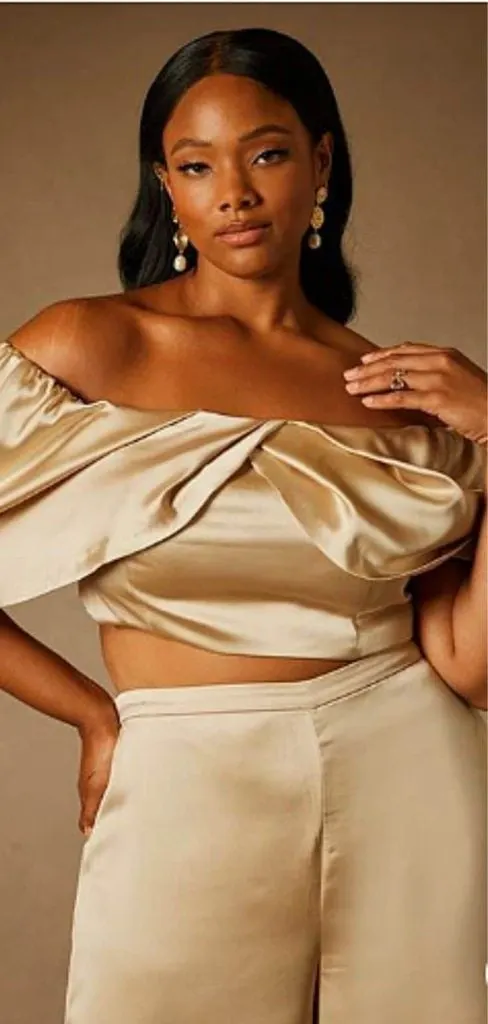 black women feminine plus size face