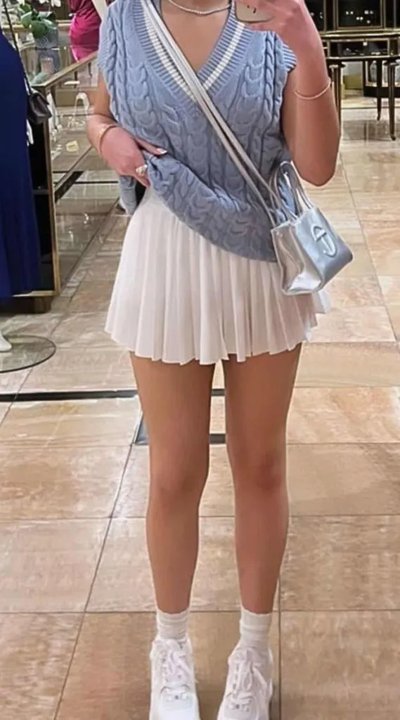 baddie outfit school girl