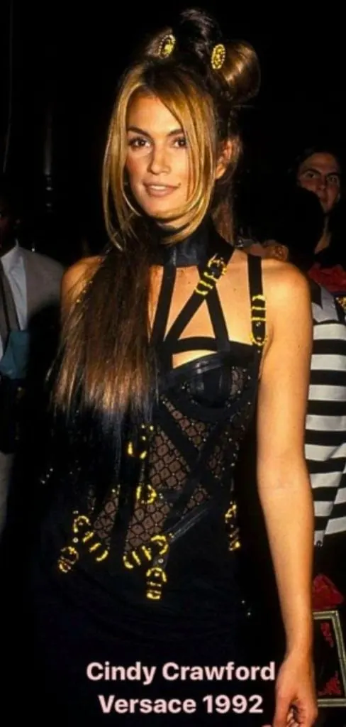 how to dress like Versace