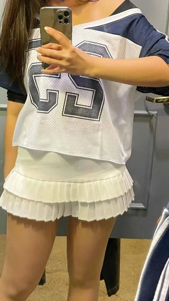 what to wear walking date