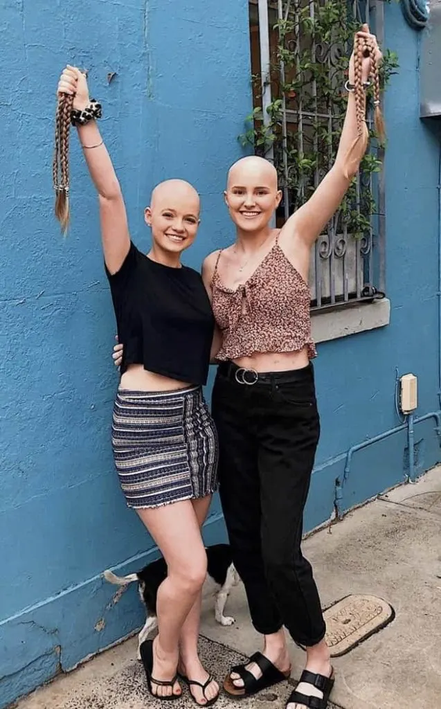 bald head outfit ideas women