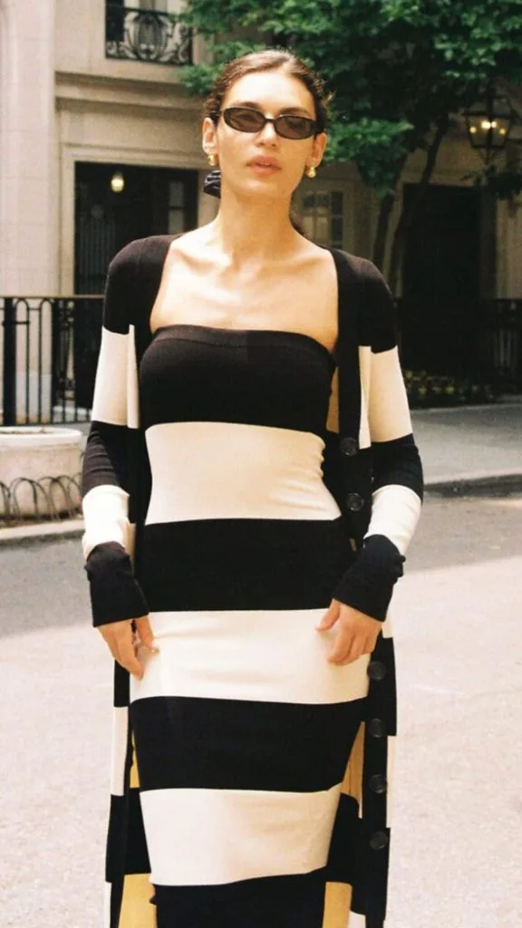 how to wear horizontal stripes