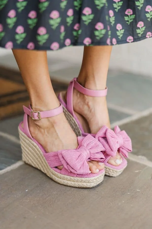 What to wear with pink espadrilles