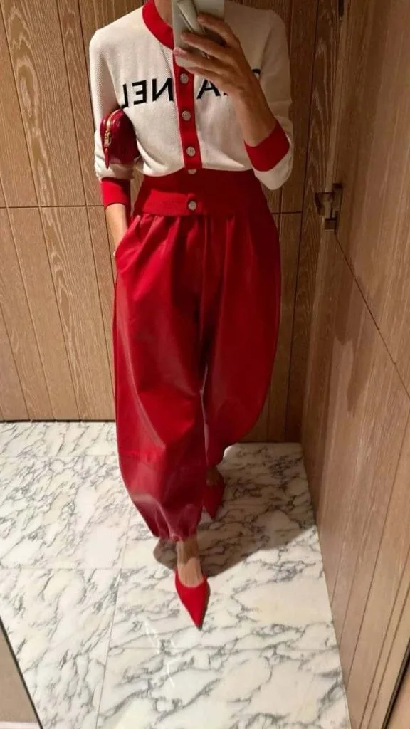 what to wear with red heels