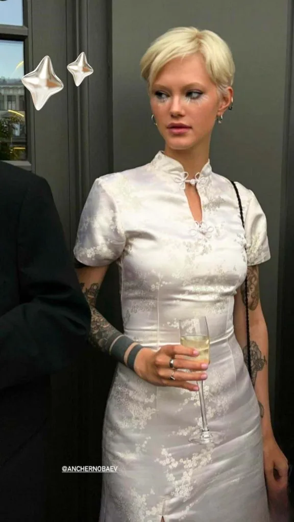 how to wear cheongsam dress