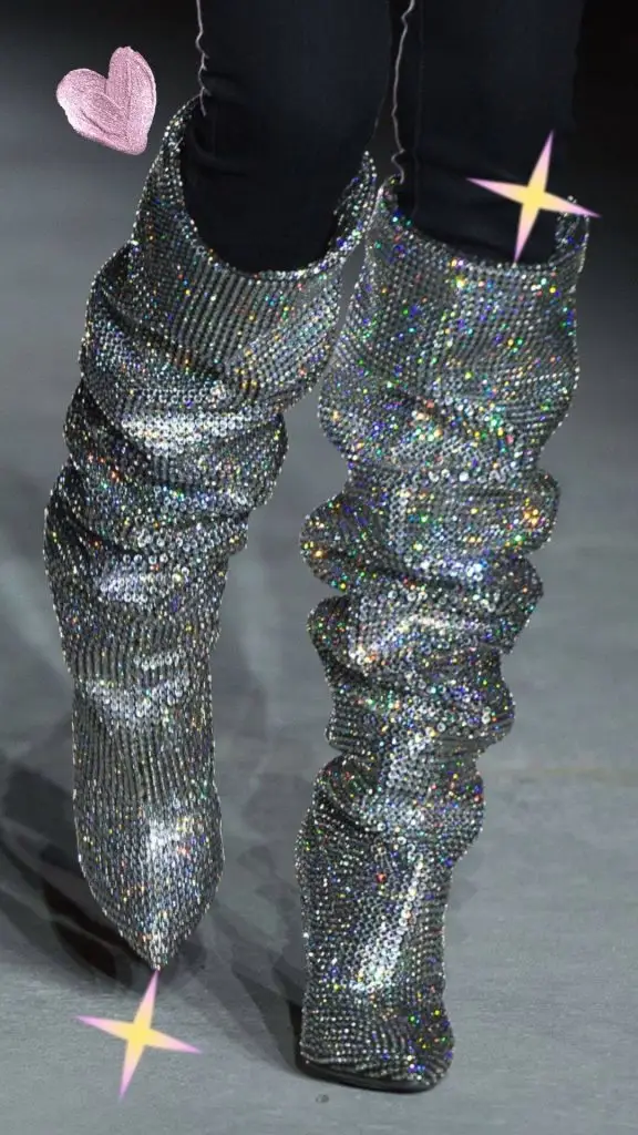 what to wear with rhinestone boots